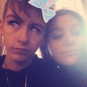 Meet your Posher, Carl